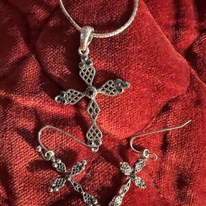 Silver tone necklace and earring set with stones